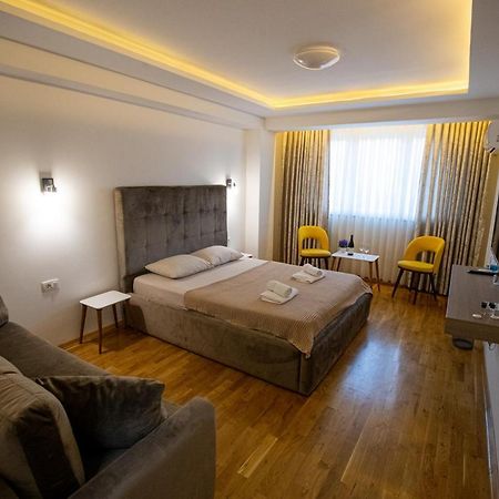 Queens Central Apartments Ohrid Exteriör bild